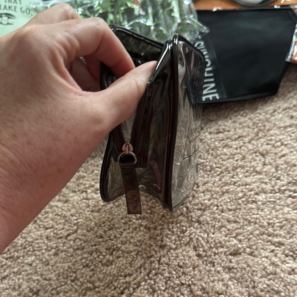 Adulting Travel kit! - Picture 10 of 16
